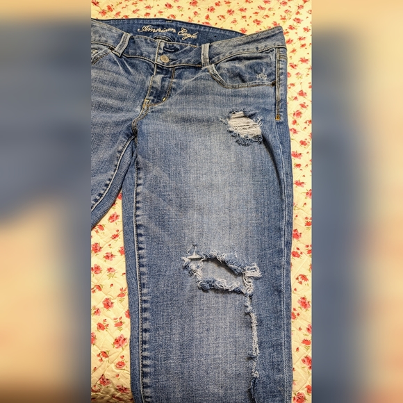 💥5 for 25 💥 American Eagle Artist distressed crop jeans 👖size 12 - Picture 10 of 16